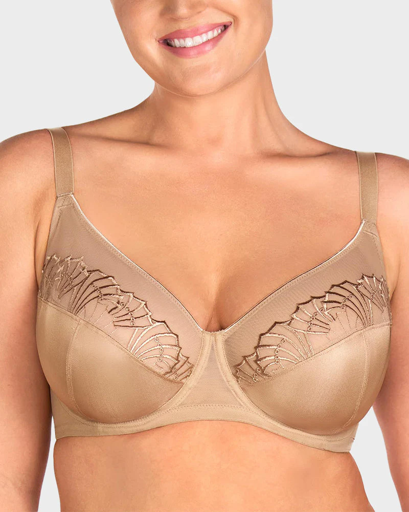 Plus-Size Pearl Shimmer Lace Minimizer Bra - Image 5