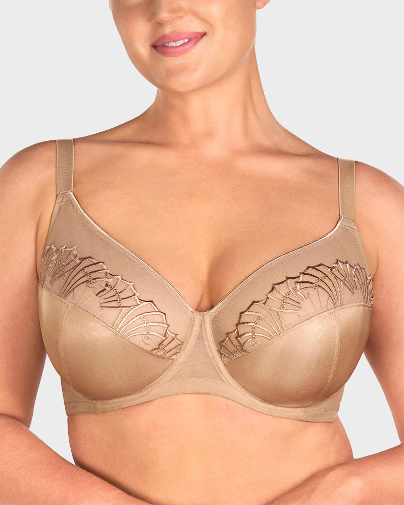 Plus-Size Pearl Shimmer Lace Minimizer Bra - Image 6
